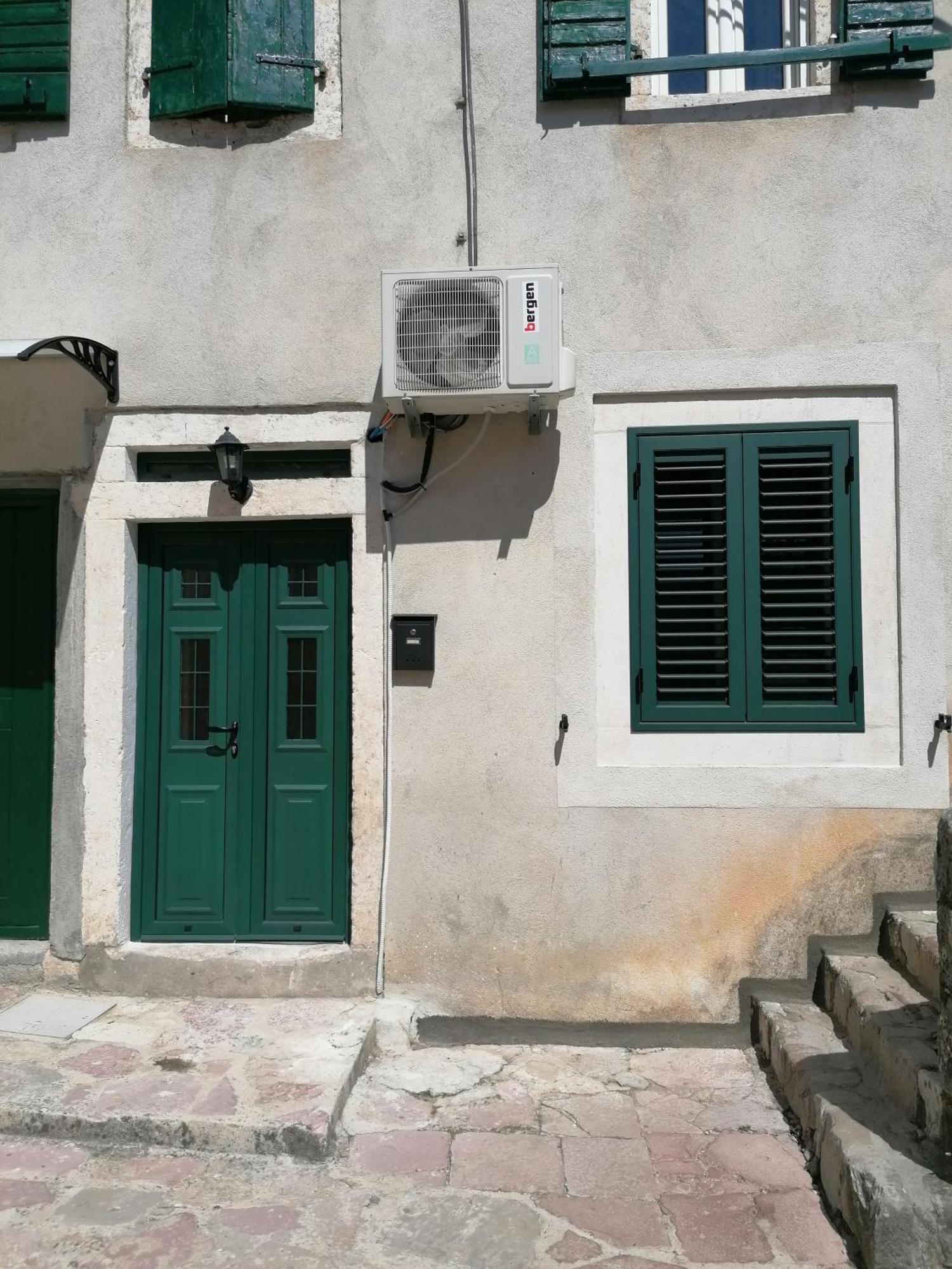 New Renovated Old Town Martiva Apartment Κότορ Δωμάτιο φωτογραφία