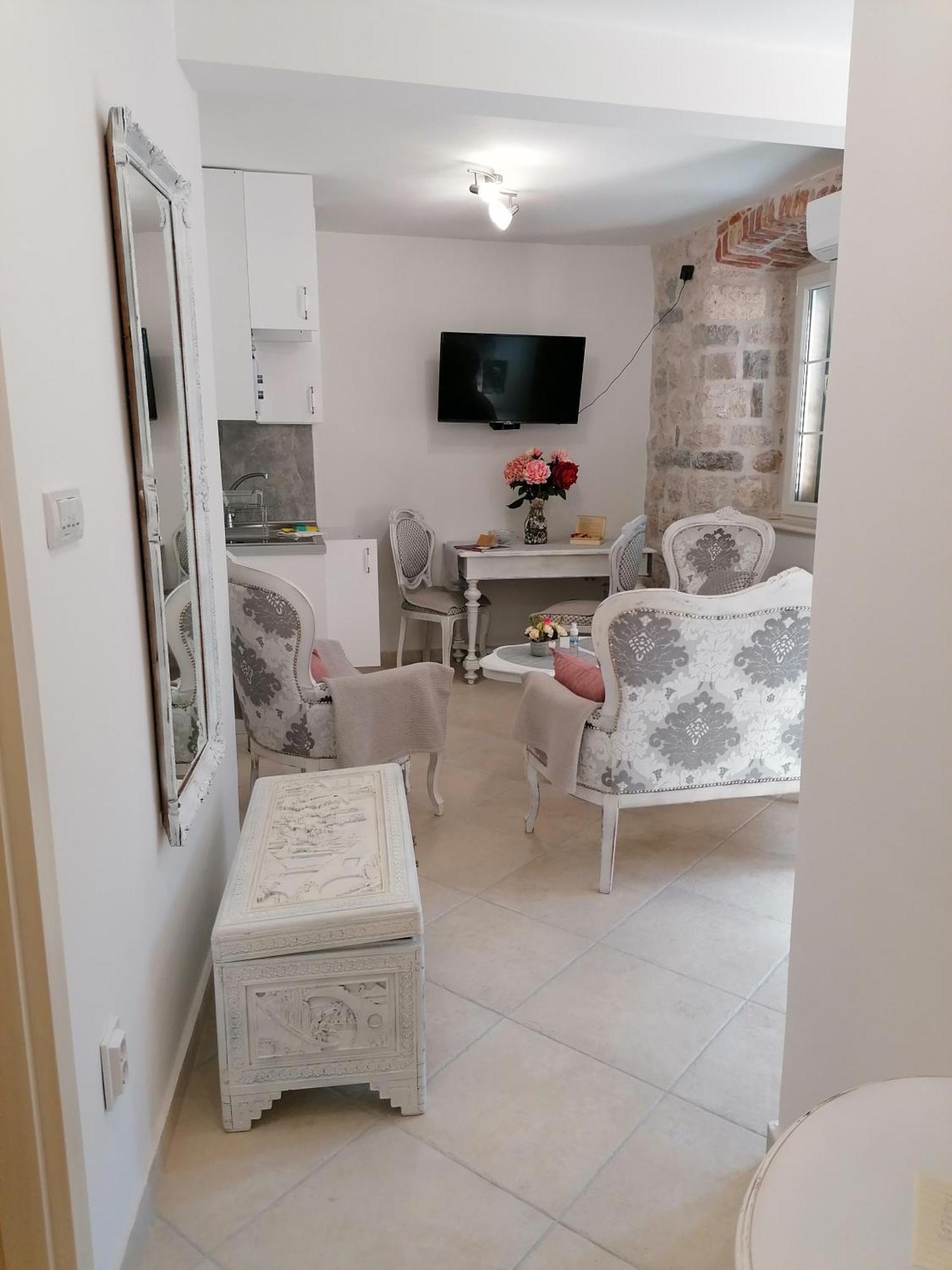 New Renovated Old Town Martiva Apartment Κότορ Δωμάτιο φωτογραφία