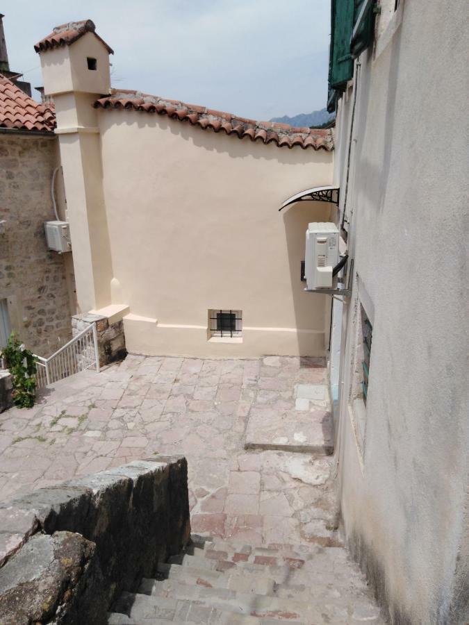 New Renovated Old Town Martiva Apartment Κότορ Εξωτερικό φωτογραφία